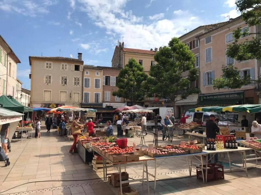 Maison De Ville Châteauneuf-du-Rhône Esterno foto